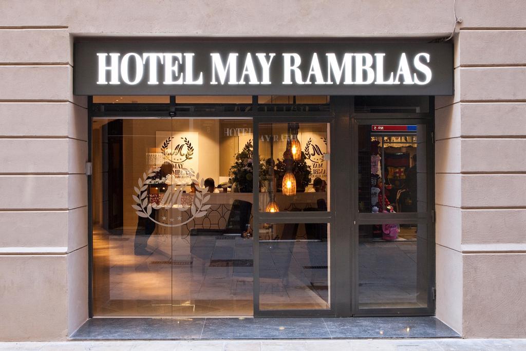 May Ramblas Hotel Барселона Екстериор снимка